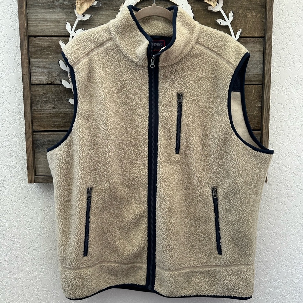 Untuckit Davis Cream Fleece Vest with Blue Trim Men’s size XL